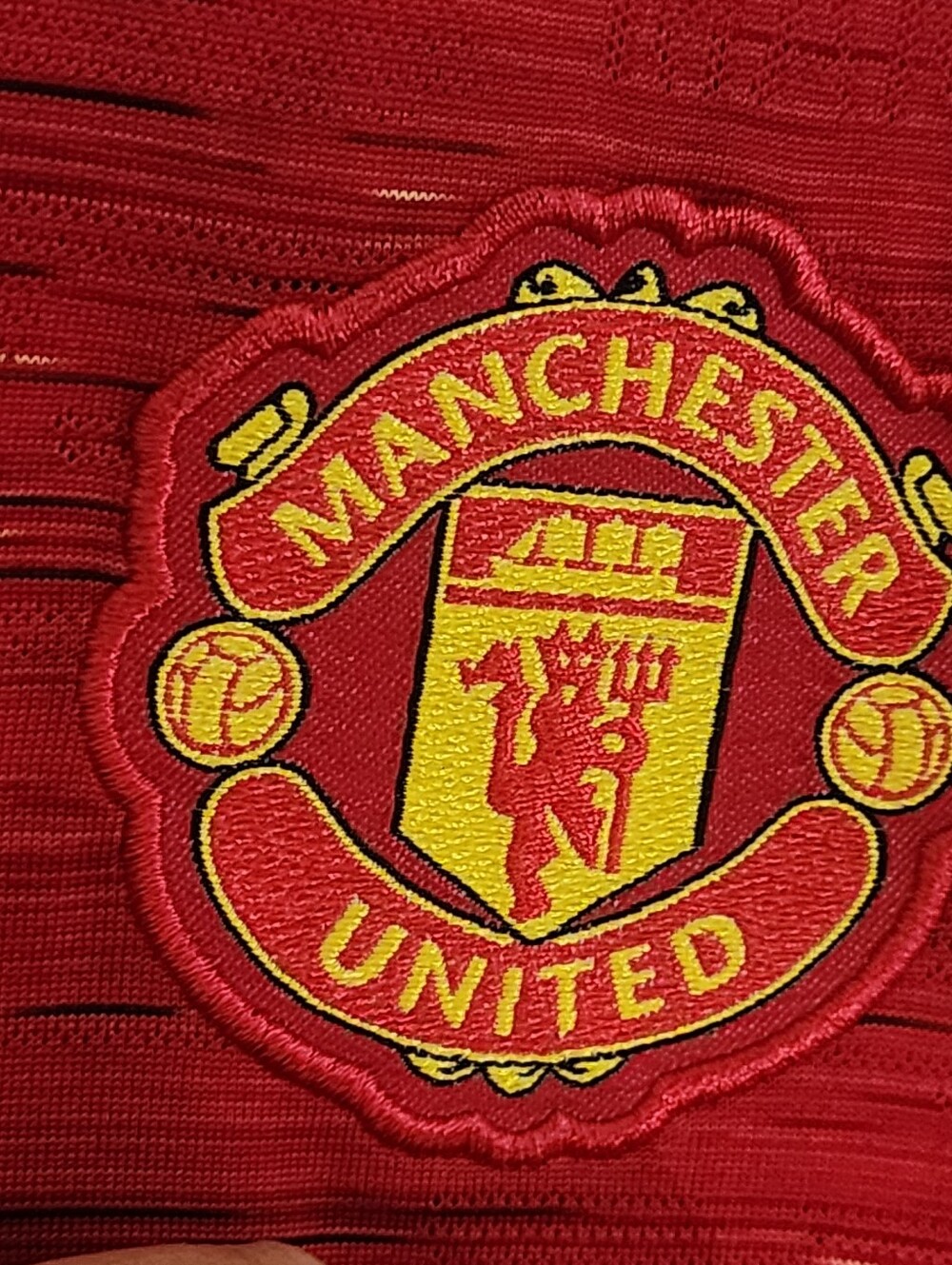 adidas Red Manchester United Home Football Jersey - Picture 7 of 9